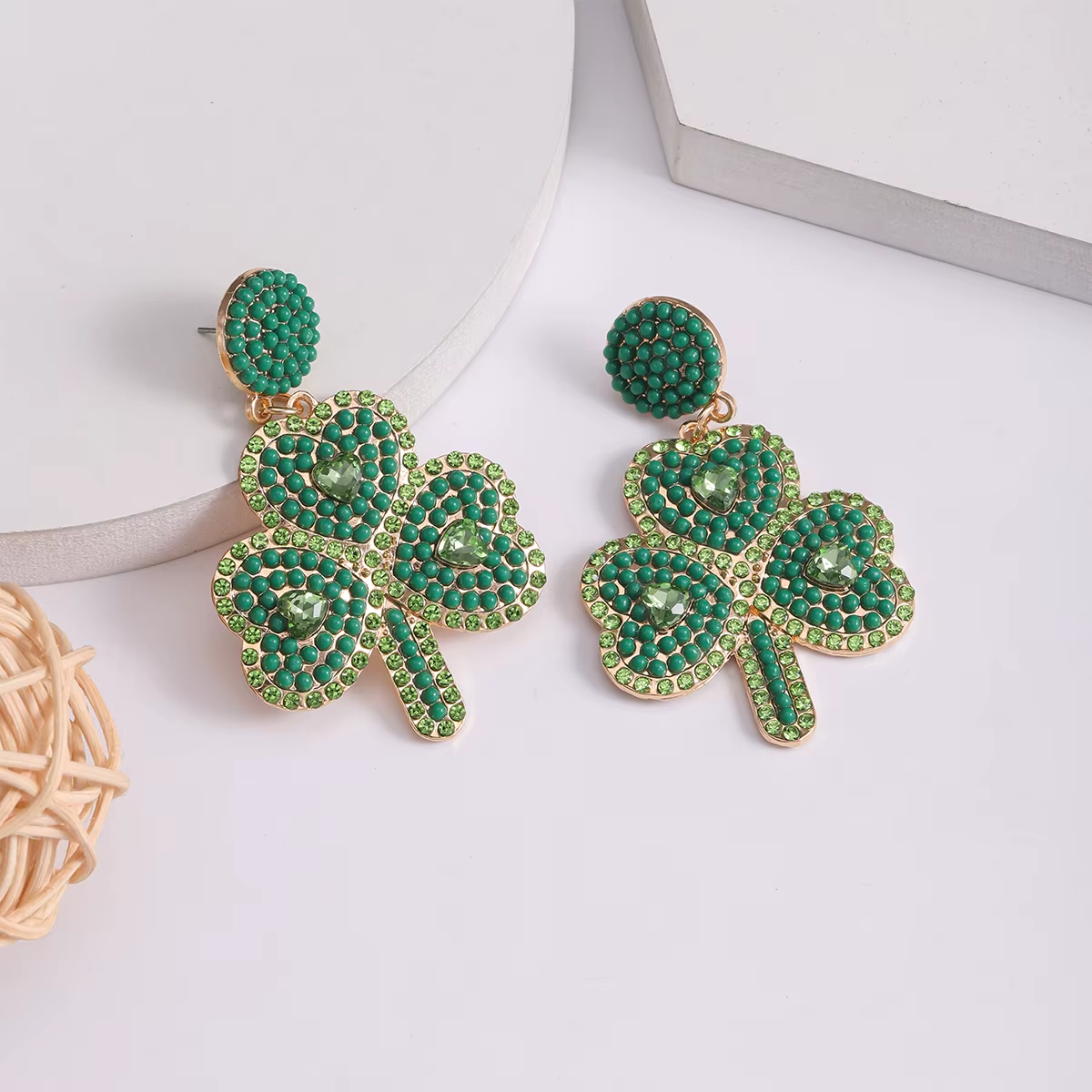 Fresh Countryside Style Clover Shaped Rice Bead Drop Earrings Elegant Earrings for Vacation Party Perfect Gift