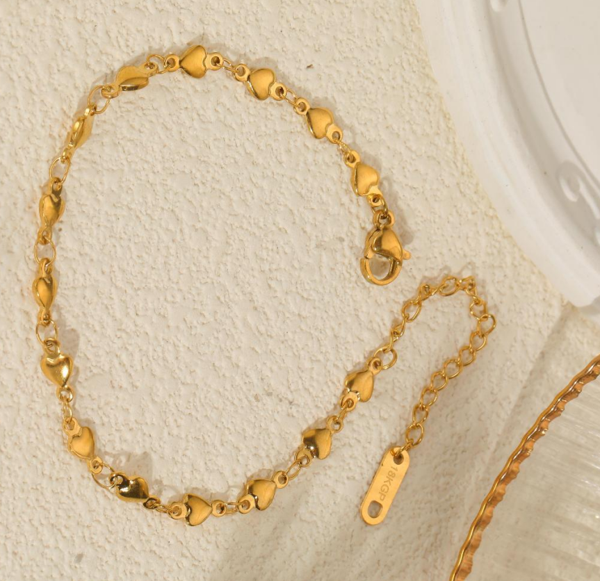 Gold Heart Chain Bracelet for Women – Dainty Adjustable Bracelet with Linked Love Charms, Romantic Fashion Jewelry Gift