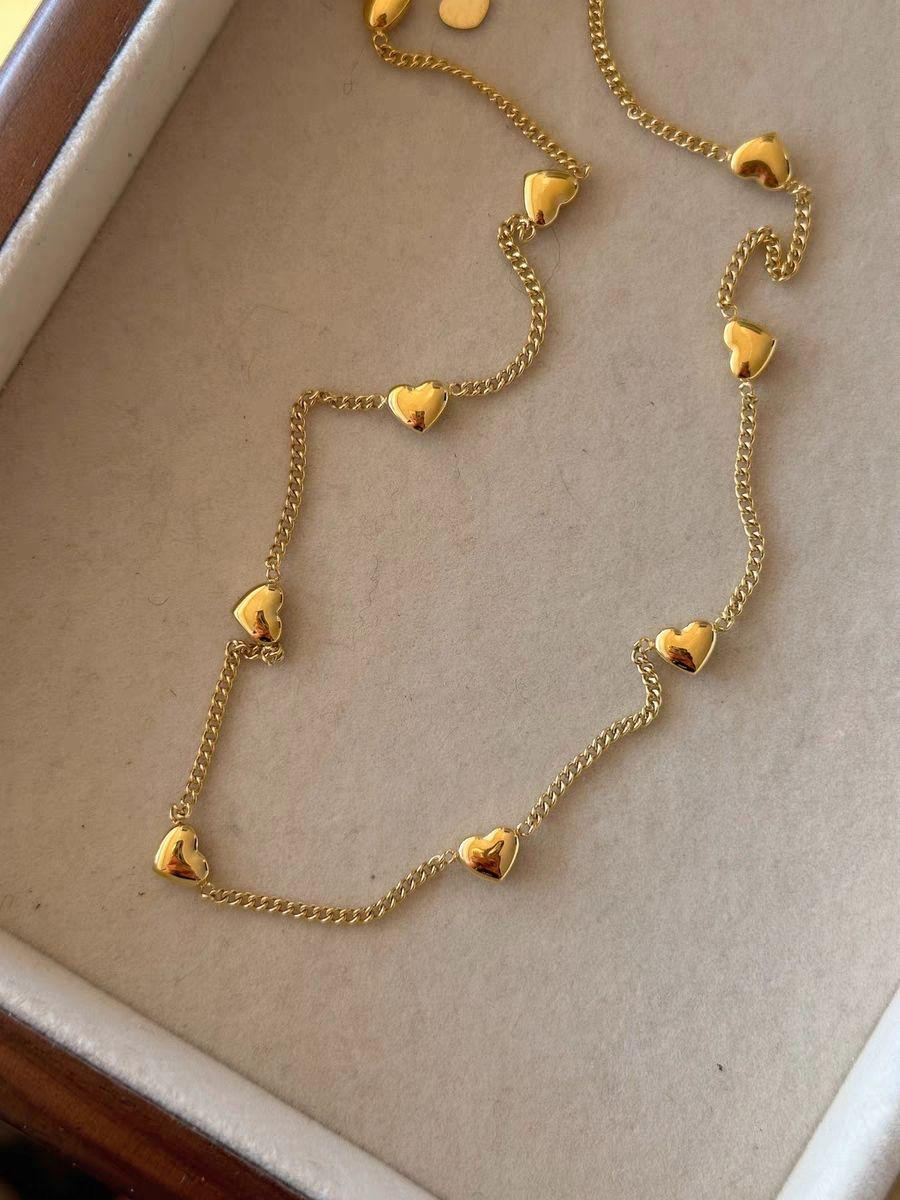Gold Heart Link Necklace for Women - Romantic Jewelry