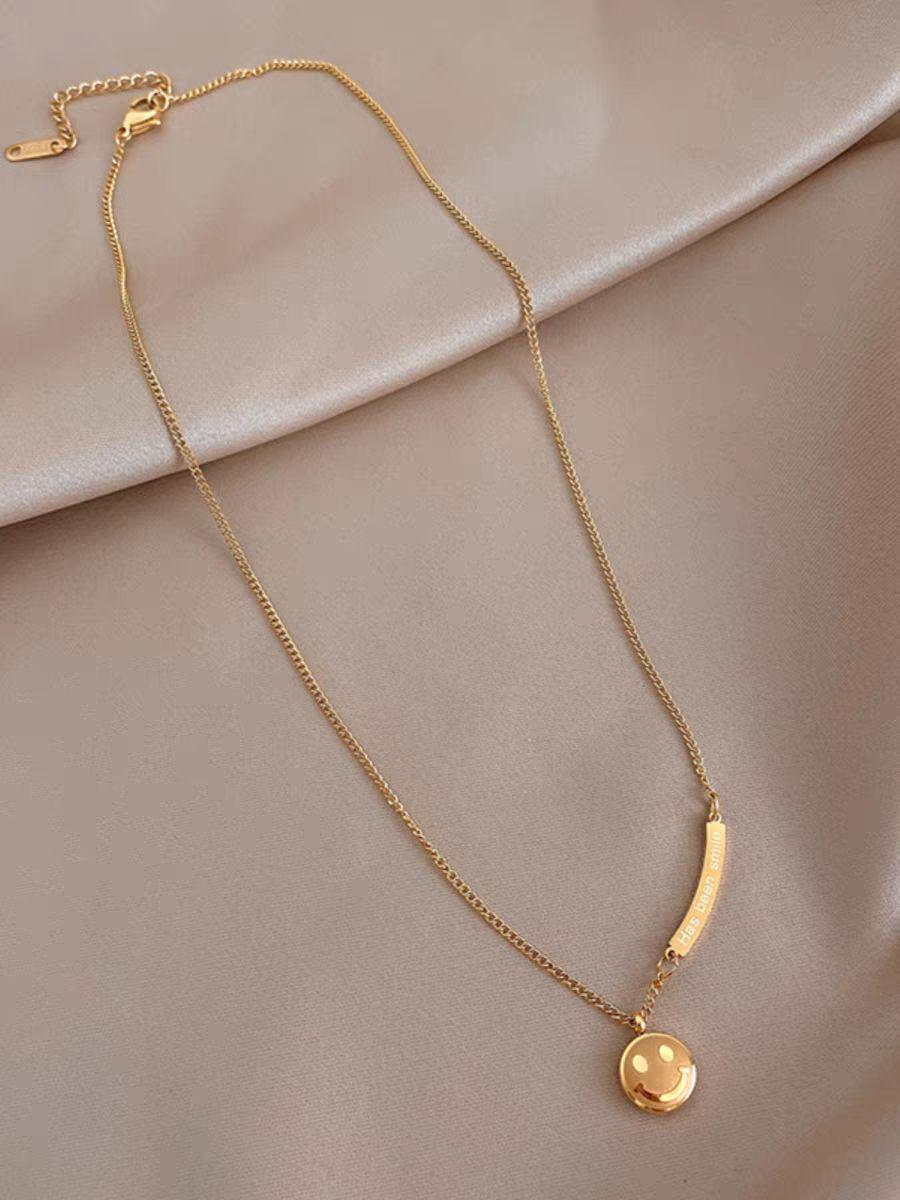 Gold Smiley Face Necklace – Minimalist Happy Pendant with Engraved Bar