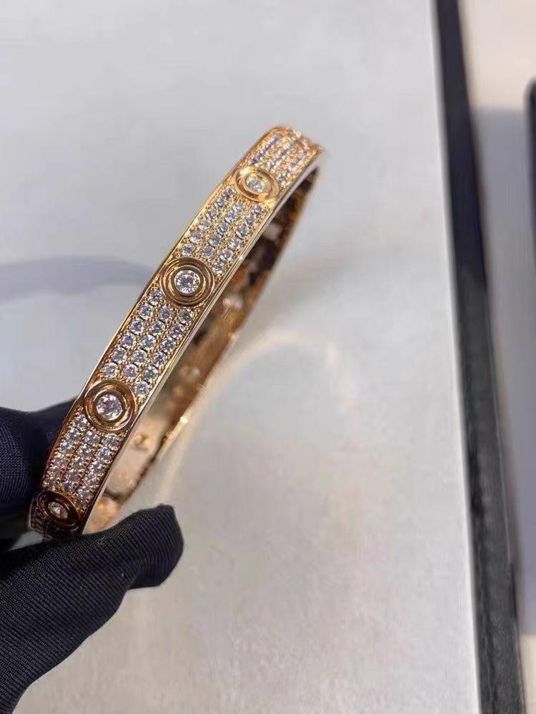 Luxury Rose Gold Full Crystal Pavé Bangle for Women – Iced Out Round Bezel CZ Bracelet, Elegant Sparkling Fashion Jewelry Gift for Weddings, Parties and Formal Occasions