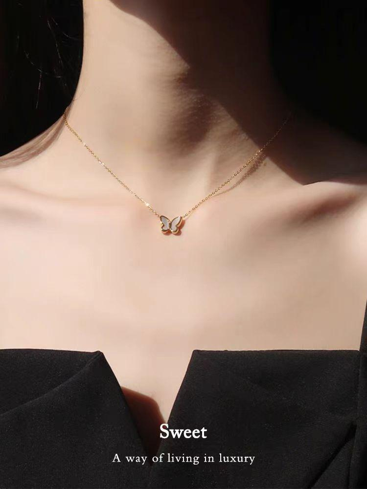 Minimalist Butterfly Pendant Necklace – 18K Gold Plated Stainless Steel Jewelry for Women