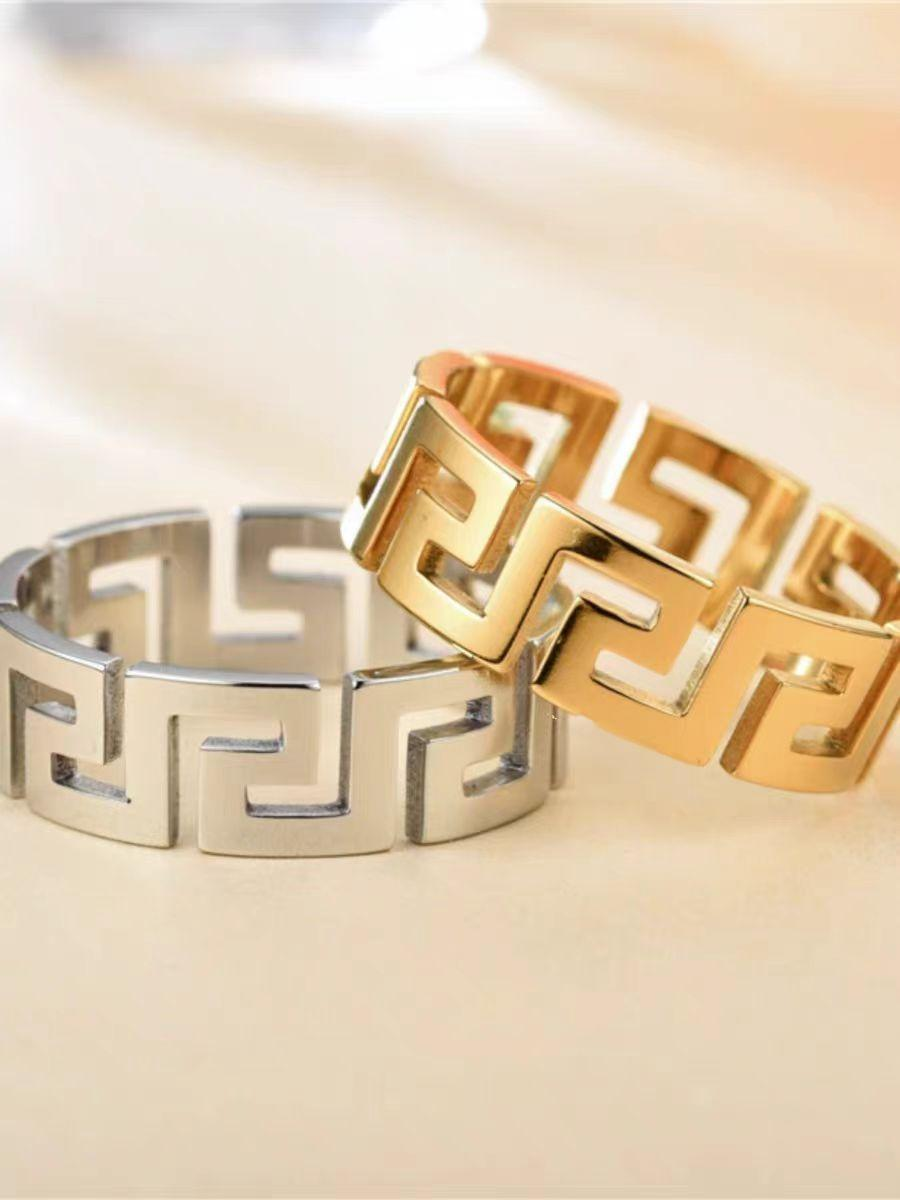 Minimalist Faceted Stainless Steel Ring – Geometric Diamond Cut Band for Men and Women in Gold, Rose Gold, and Silver