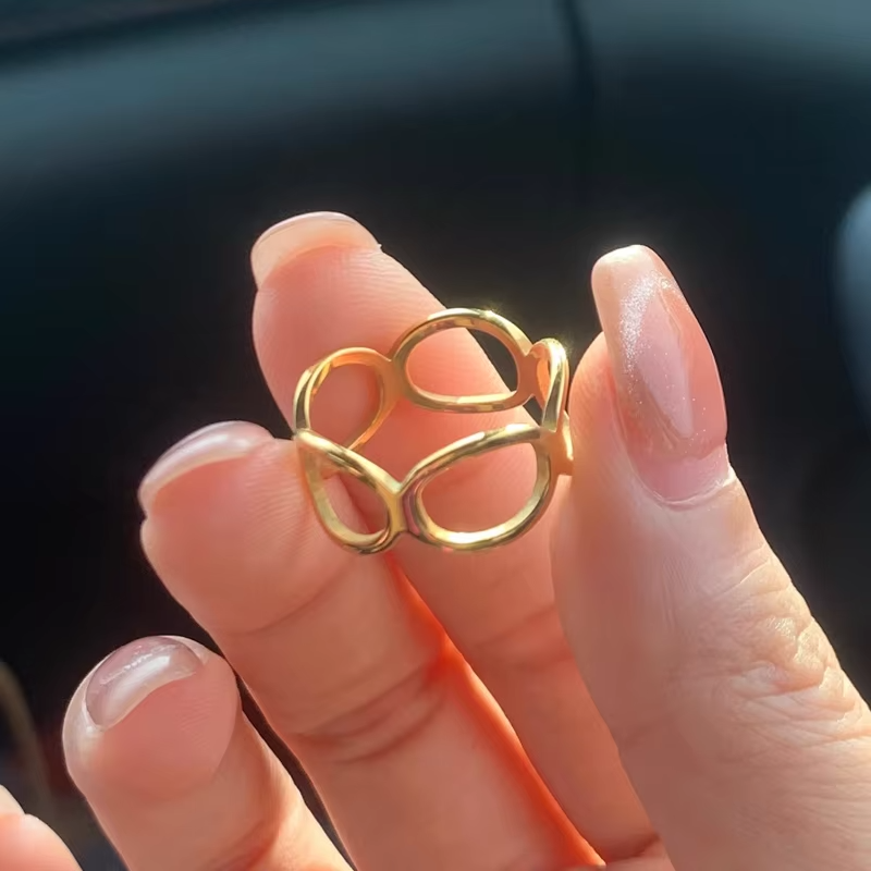 Minimalist Hollow Oval 18k Gold Plated Stainless Steel Ring for Girls