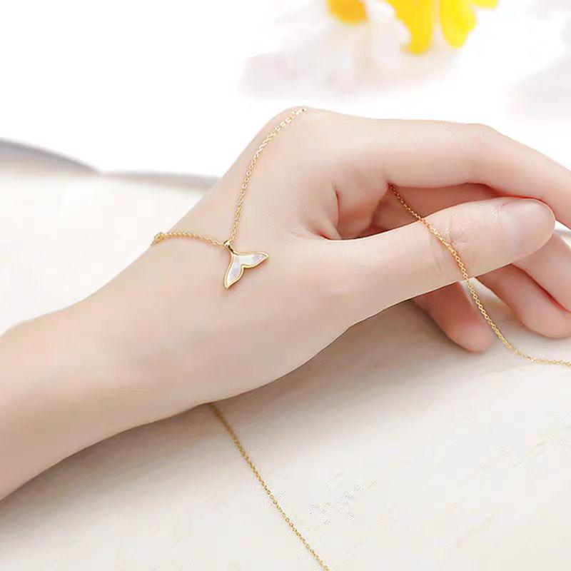 Minimalist Whale Tail Necklace – Best Fashion Jewelry for Women