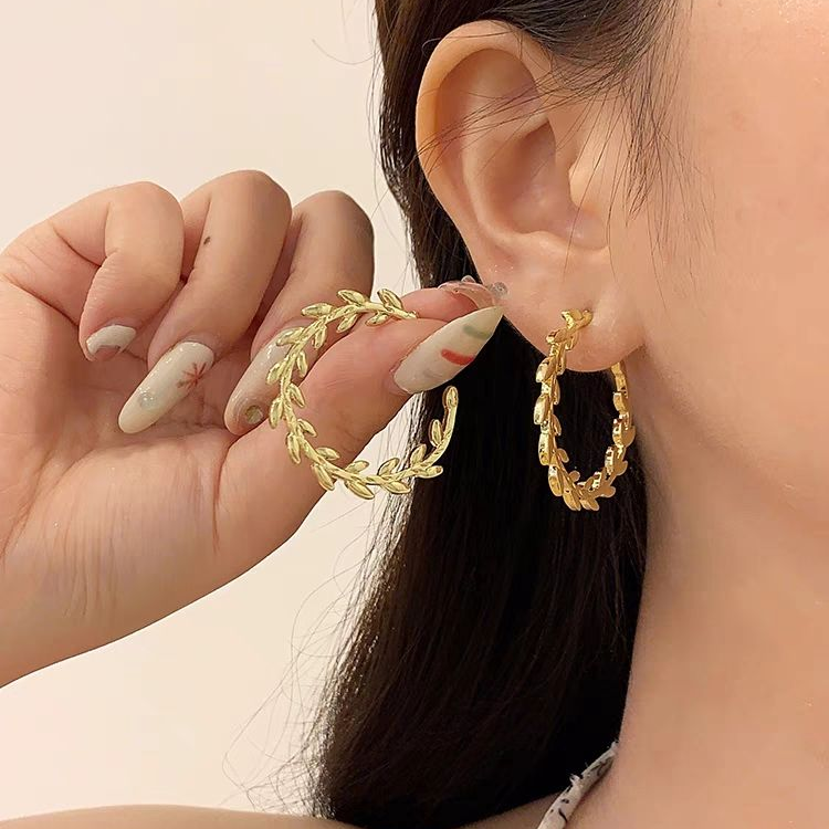 Modern Asymmetric Gold Bar Earrings for Women - Unique Minimalist Drop Design Statement Jewelry for Daily Wear and Special Events