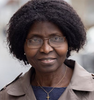 Christian nurse fired for wearing cross necklace wins UK legal case