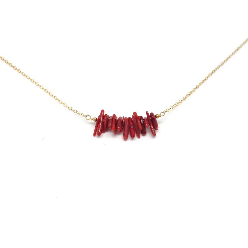 Newest Fashion Irregular Shape Natural Red Coral Stone Lucky Necklace Jewelry for Women Wholesale