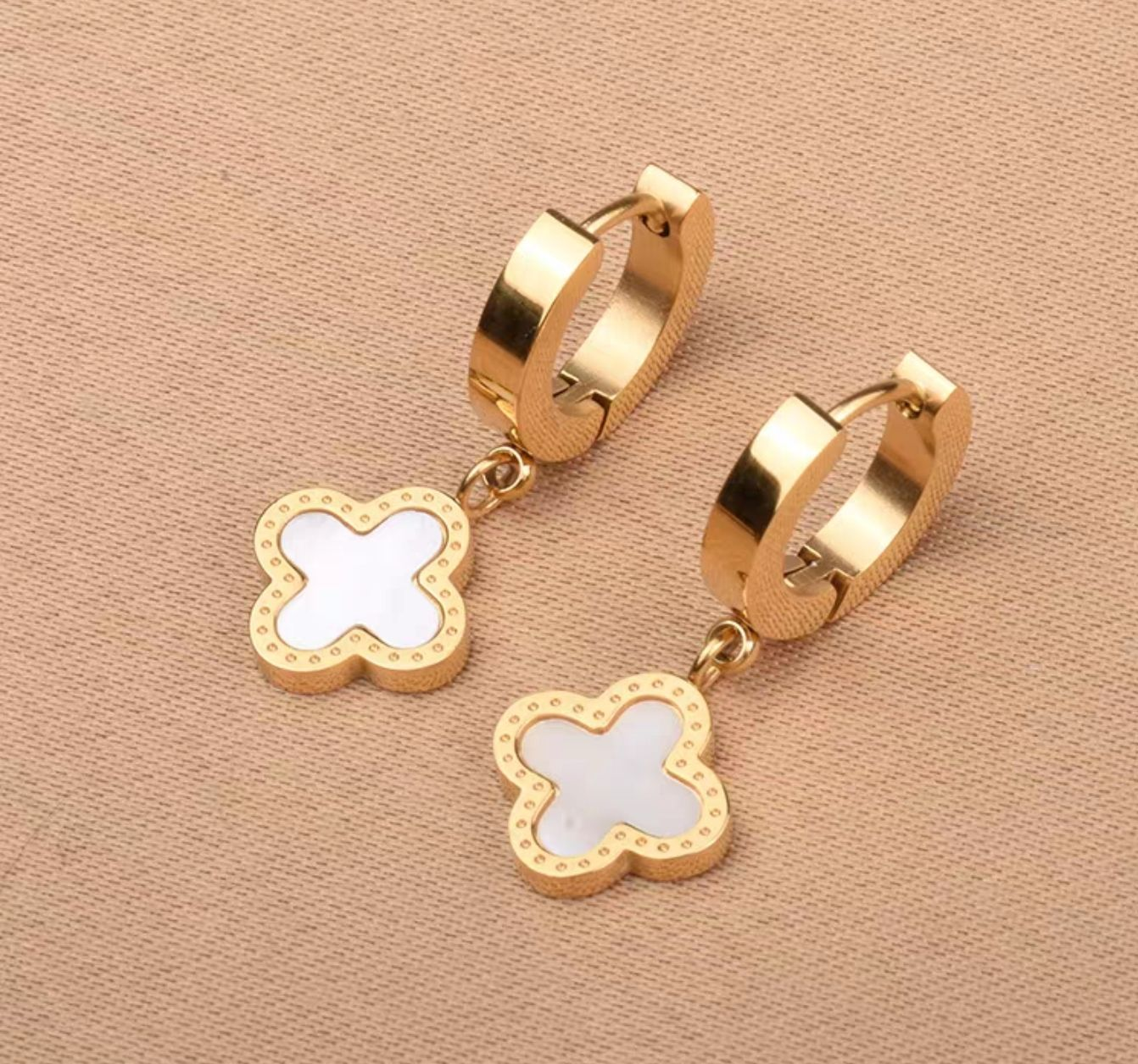 Original Silver Earrings Gold Plated Women's Earrings – Luxury Four Leaf Clover Design with Mother of Pearl Drop, Earrings Price for Wholesale Buyers