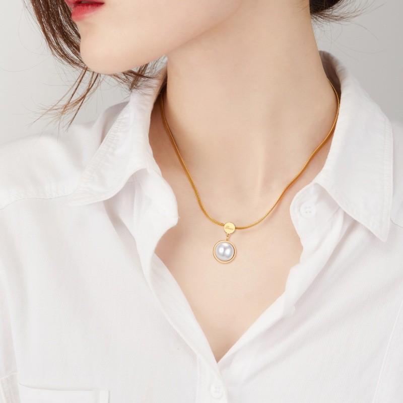 Elegant Pearl Drop Necklace – Gold Titanium Steel Flat Chain Pendant