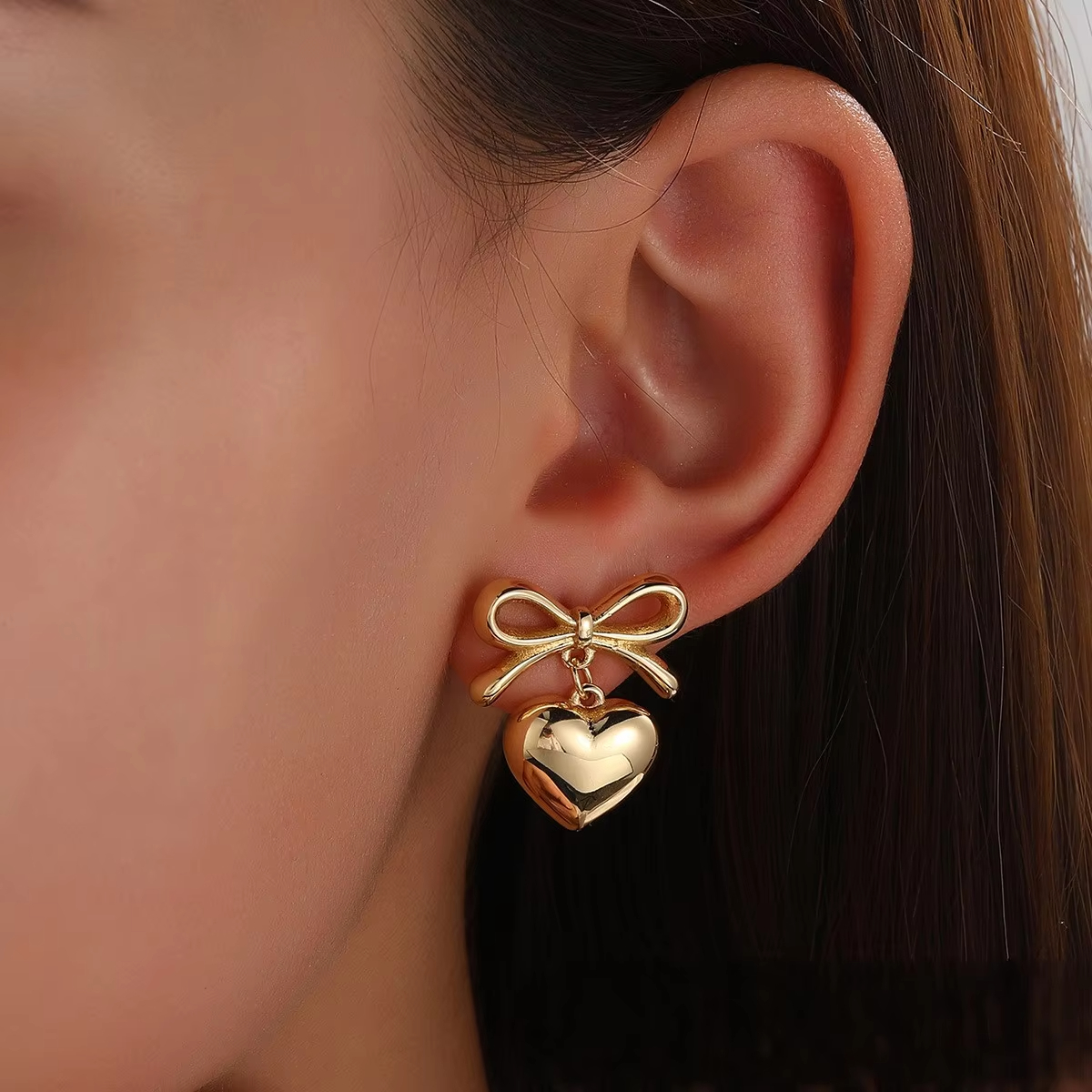 Vintage Heart Earrings Wedding Gift Stainless Steel Jewelry Fashion Dangle Bow Knot Pendant Earrings Women Luxury