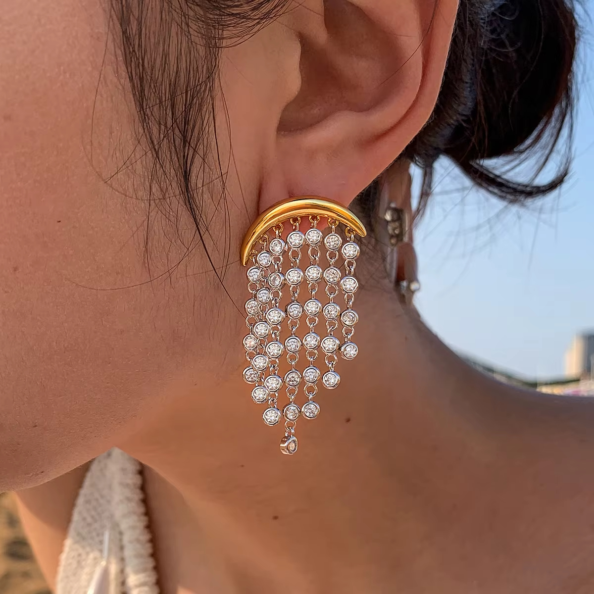 Premium Luxury Brass Plated With 18K Gold and Platinum Zirconia-Studded Fringe Pendant Earrings Women's Jewelry Wholesale