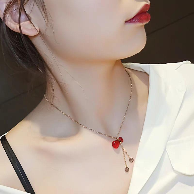 Romantic Red Heart Pendant Y Necklace for Women – Minimalist Gold Chain Jewelry
