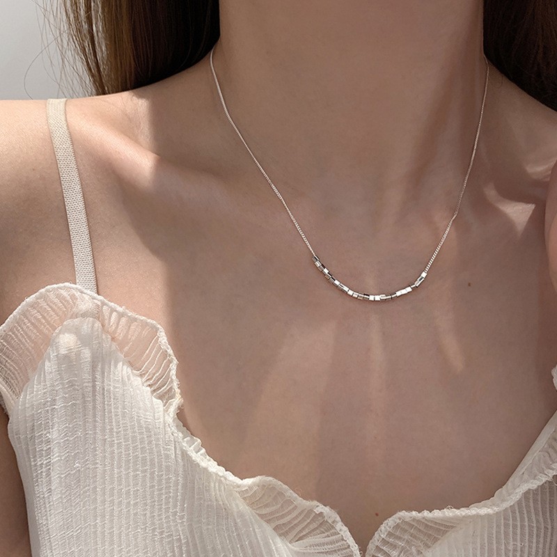 Silver Cube Bead Necklace – Minimalist Titanium Steel Geometric Choker for Men & Women