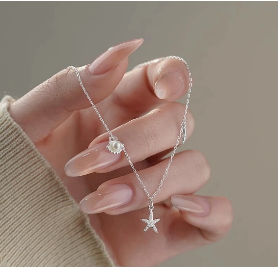 Starfish Shell Pearl Pendant Necklace for Women Summer Ocean Style Clavicle Chain