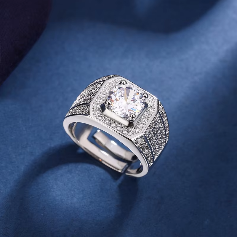 Stylish 2-Carat Diamond Inlay Business Ring – Gold Plated Luxury Statement Ring for Men