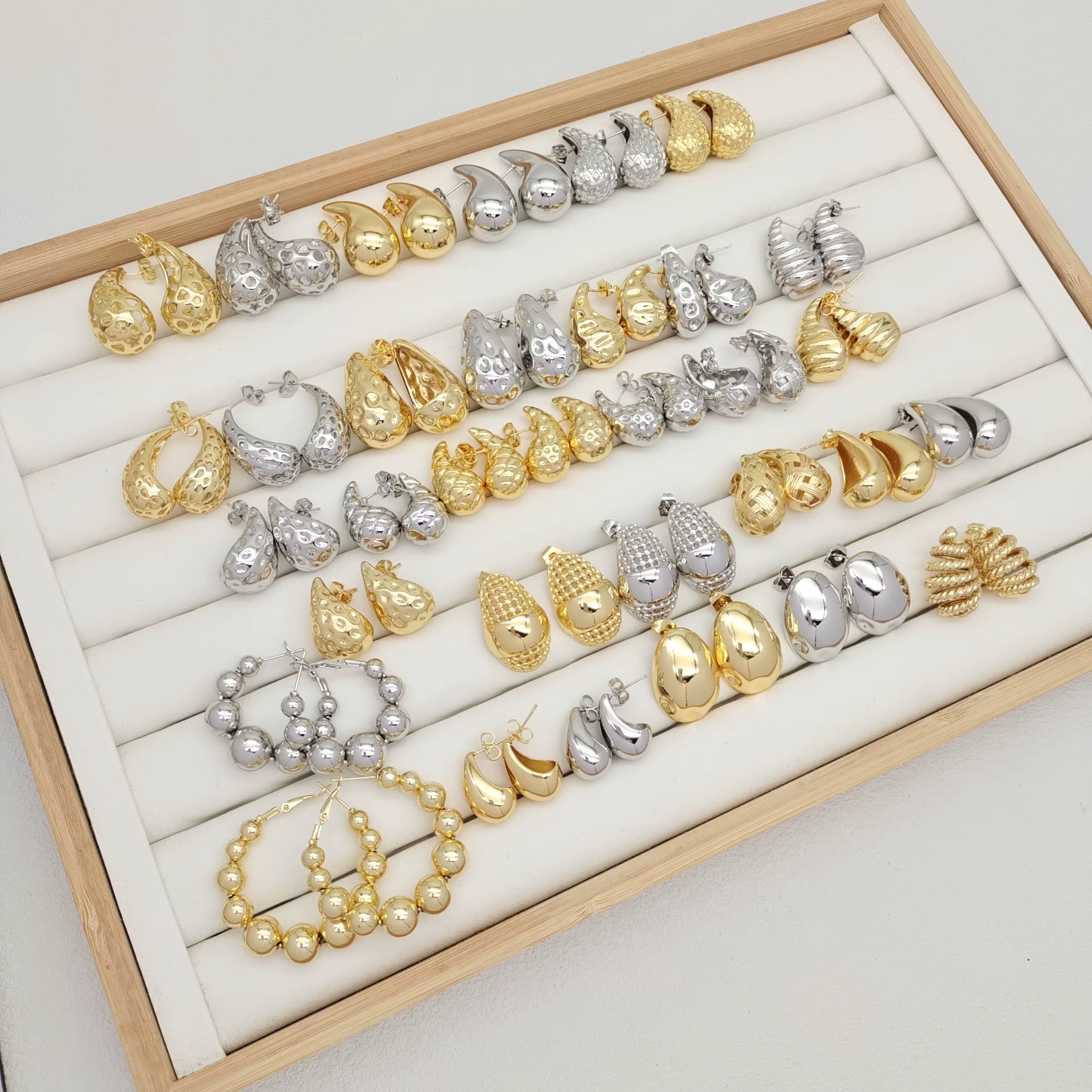 Wholesale Diamond Pattern Water Drop Copper Earstuds 18k Gold Silver Plated Earring Jewelry Accessories for Women Pendientes