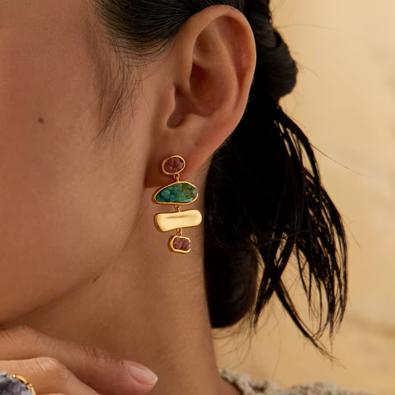 Wholesale Fashion Long Tassel Dangle Irregular Stones Earrings Boho Colorful Asymmetric Drop Earrings Unique Jewelry for Women