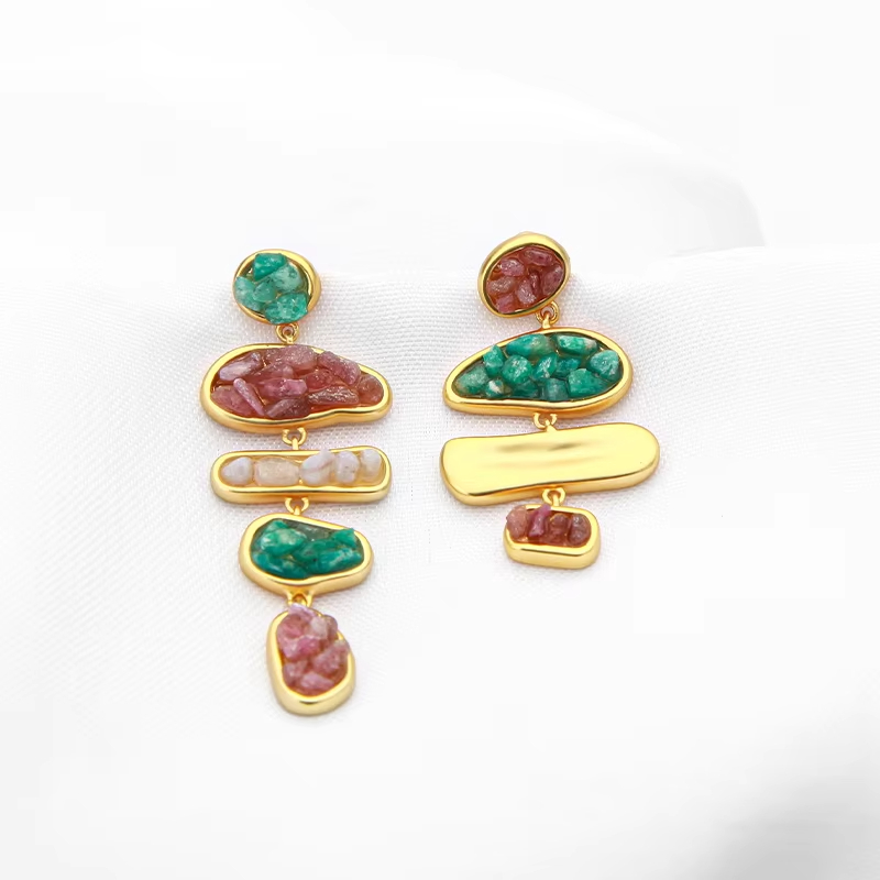 Wholesale Fashion Long Tassel Dangle Irregular Stones Earrings Boho Colorful Asymmetric Drop Earrings Unique Jewelry for Women