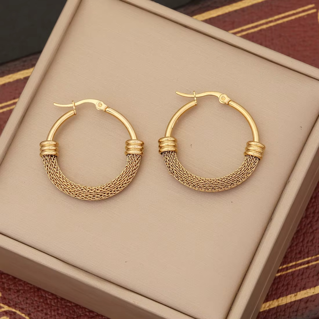 Wholesale High Quality Hypoallergenic Chunky Stainless Steel Hoop Earrings 18k Gold Plated for Women