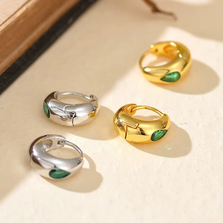 Wholesale Luxury Designer 925 Sterling Silver 18K Gold Plated Shiny Green Gemstone Hoop Zircon Earrings Fine Dangle Butterfly