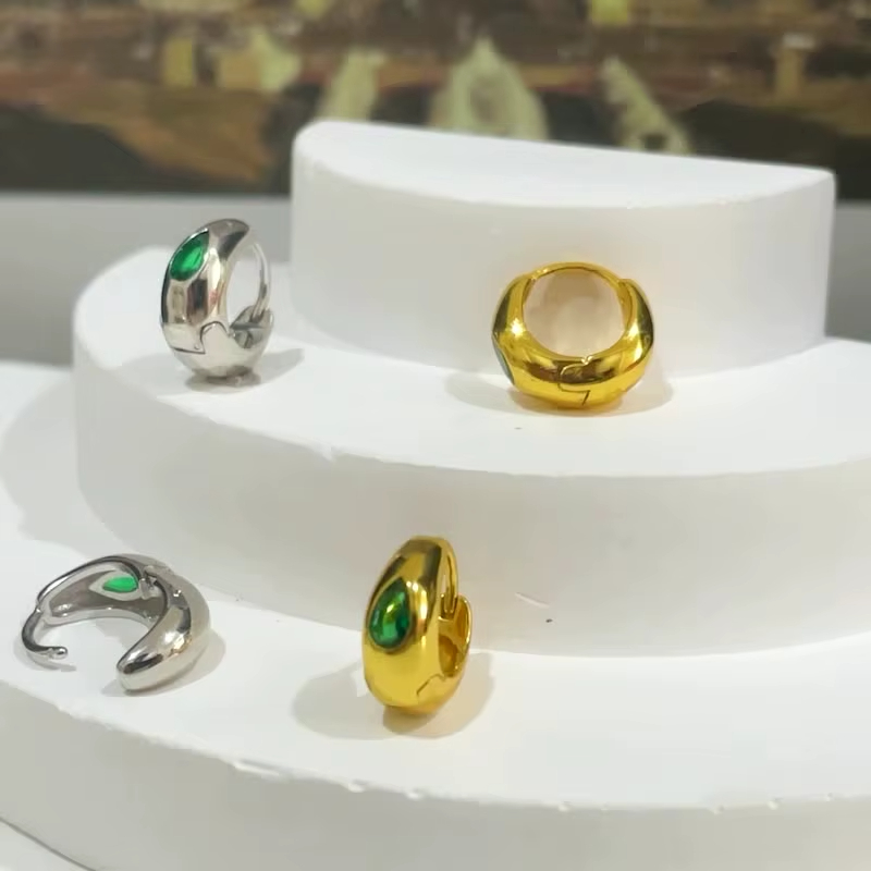 Wholesale Luxury Designer 925 Sterling Silver 18K Gold Plated Shiny Green Gemstone Hoop Zircon Earrings Fine Dangle Butterfly