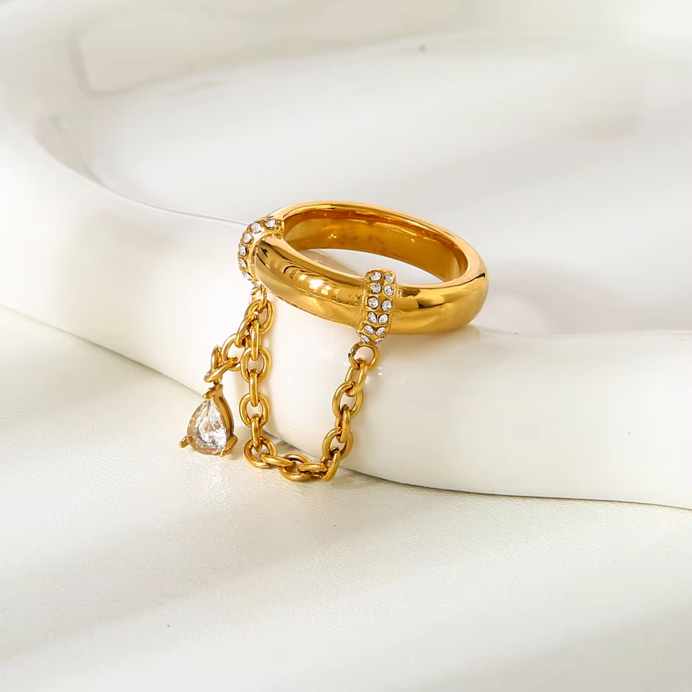 Zircon-Encrusted Chain Ring – 18K Gold/Silver Stainless Steel Statement Ring for Women | Joyas De Acero Inoxidable Al Por Mayor