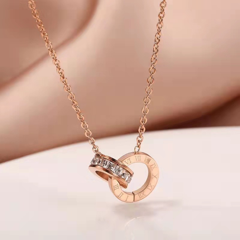 Silver Roman Numeral Double Ring Pendant Necklace – Minimalist Fashion Jewelry Supply / Wholesale Jewelry Making Supplies