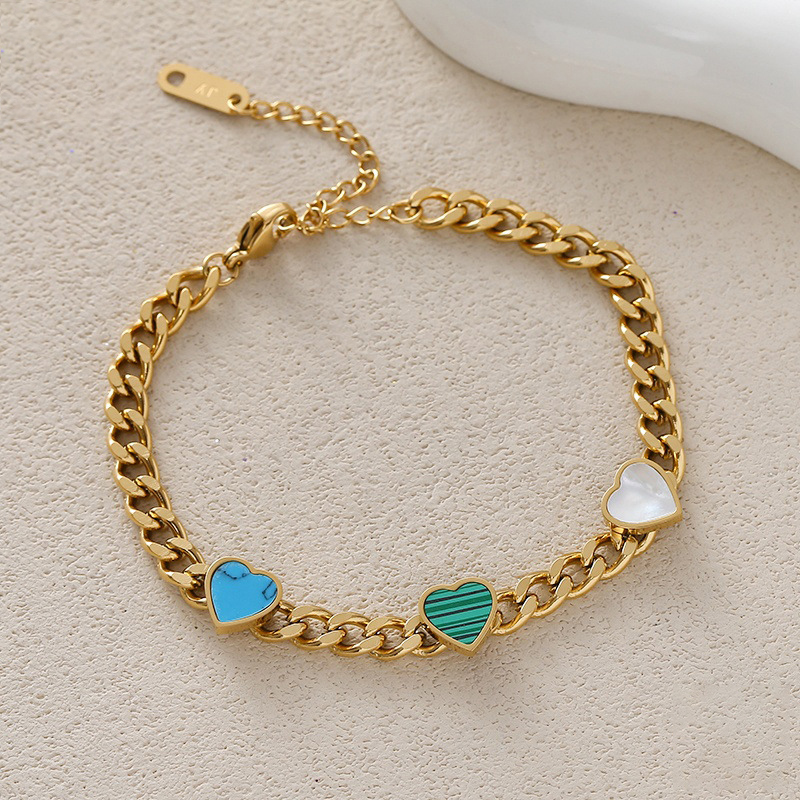 Gold Butterfly Adjustable Bracelet with Zircon Crystals – Elegant and Lightweight for Women
