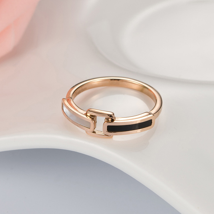 Elegant Stainless Steel Inlay Shell Ring for Women