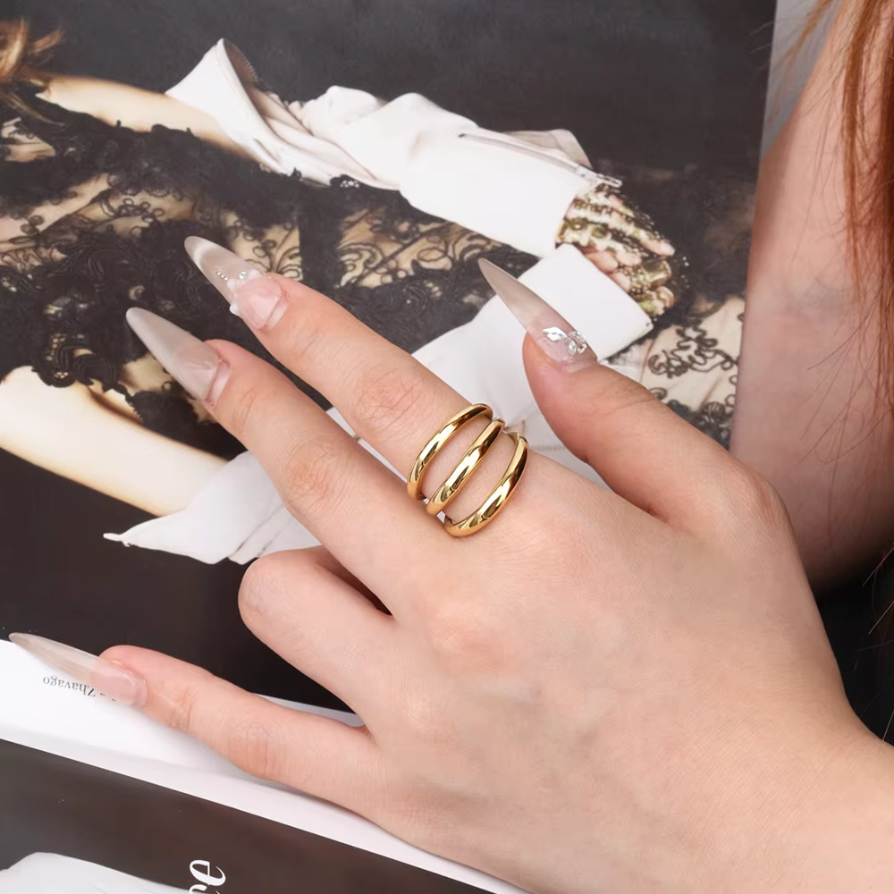 SUMMLY Bold Triple Loop PVD Gold-Plated Stainless Steel Fashion Ring for Women