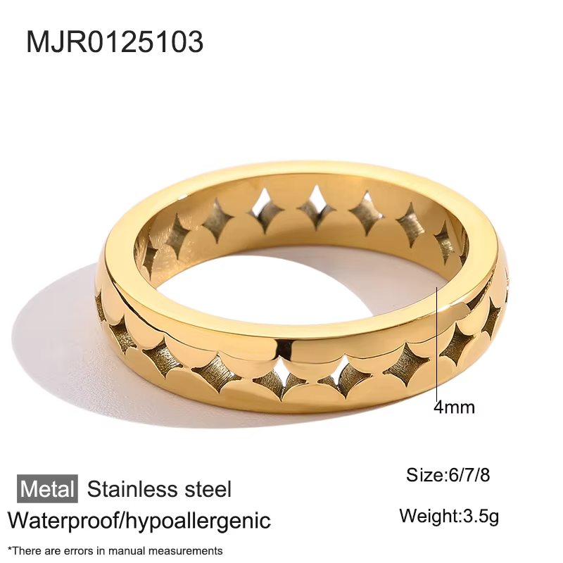 Hot Selling 18K Gold Plated Waterproof Non-Tarnish Stainless Steel Hollow Design Classic Ring