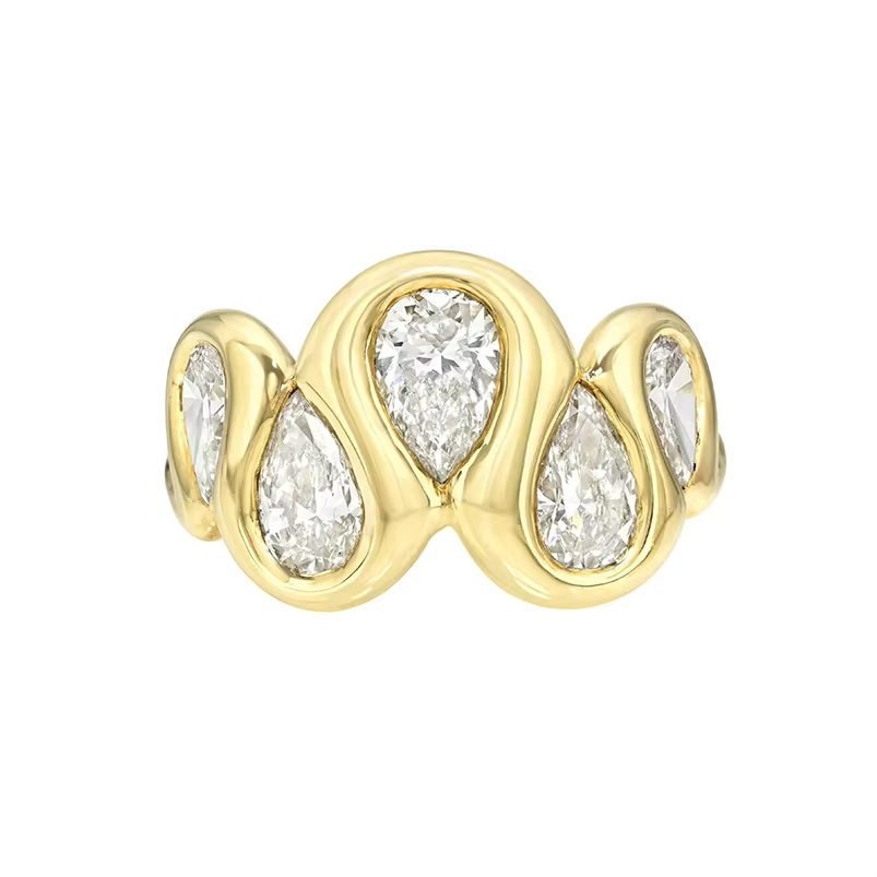 New Arrival 18K Gold Diamond Reverse Teardrop Ring for Women – Elegant Luxury Statement Jewelry