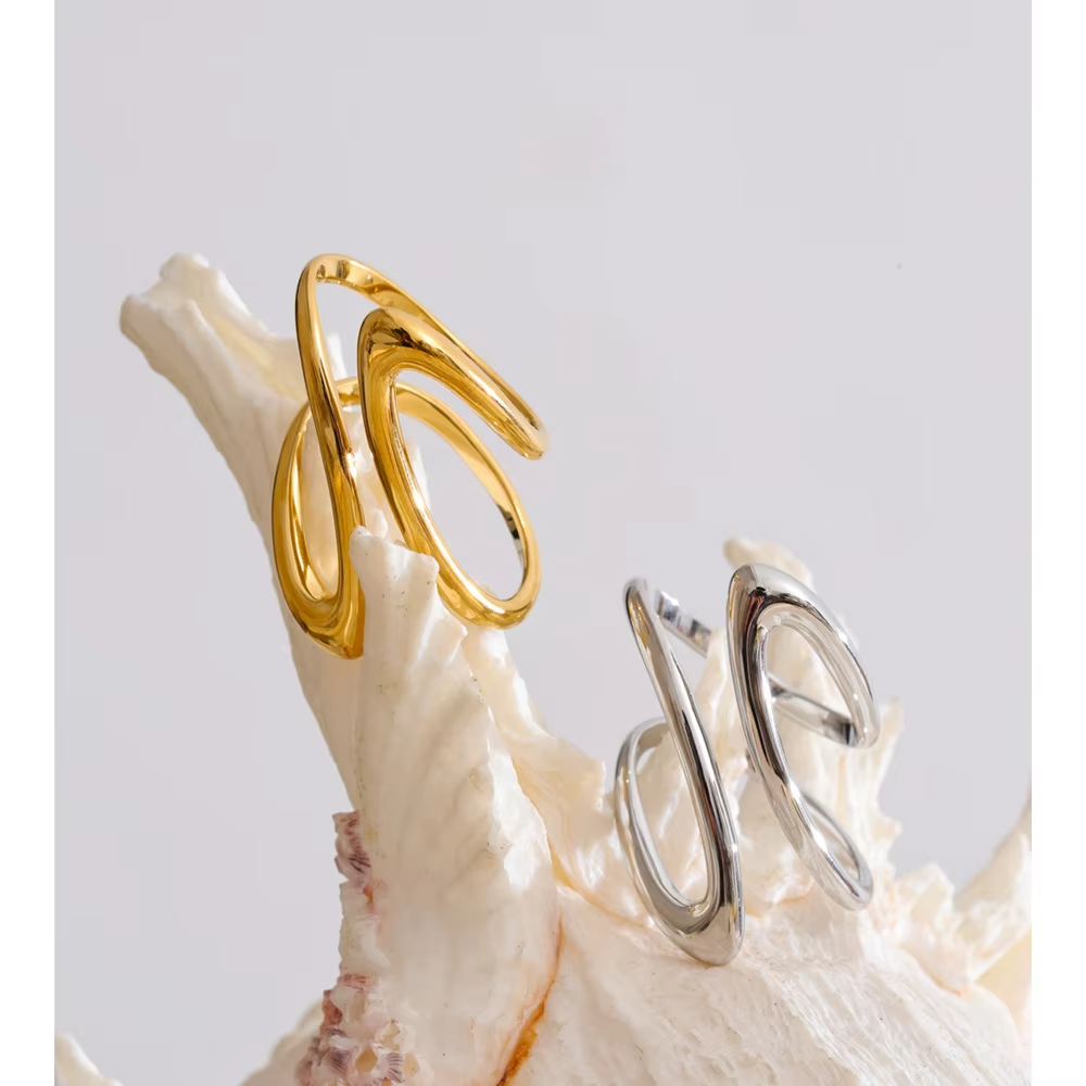 Minimalist Spiral Design 18K Gold-Plated Stainless Steel Ring for Women – Party Fashion Jewelry