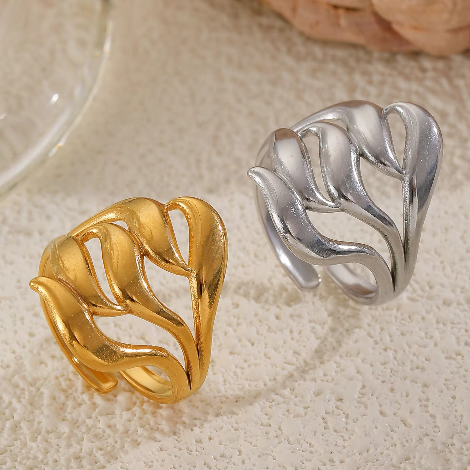 Stainless Steel Hollow Leaf Ring – Polished Minimalist Open Design for Women