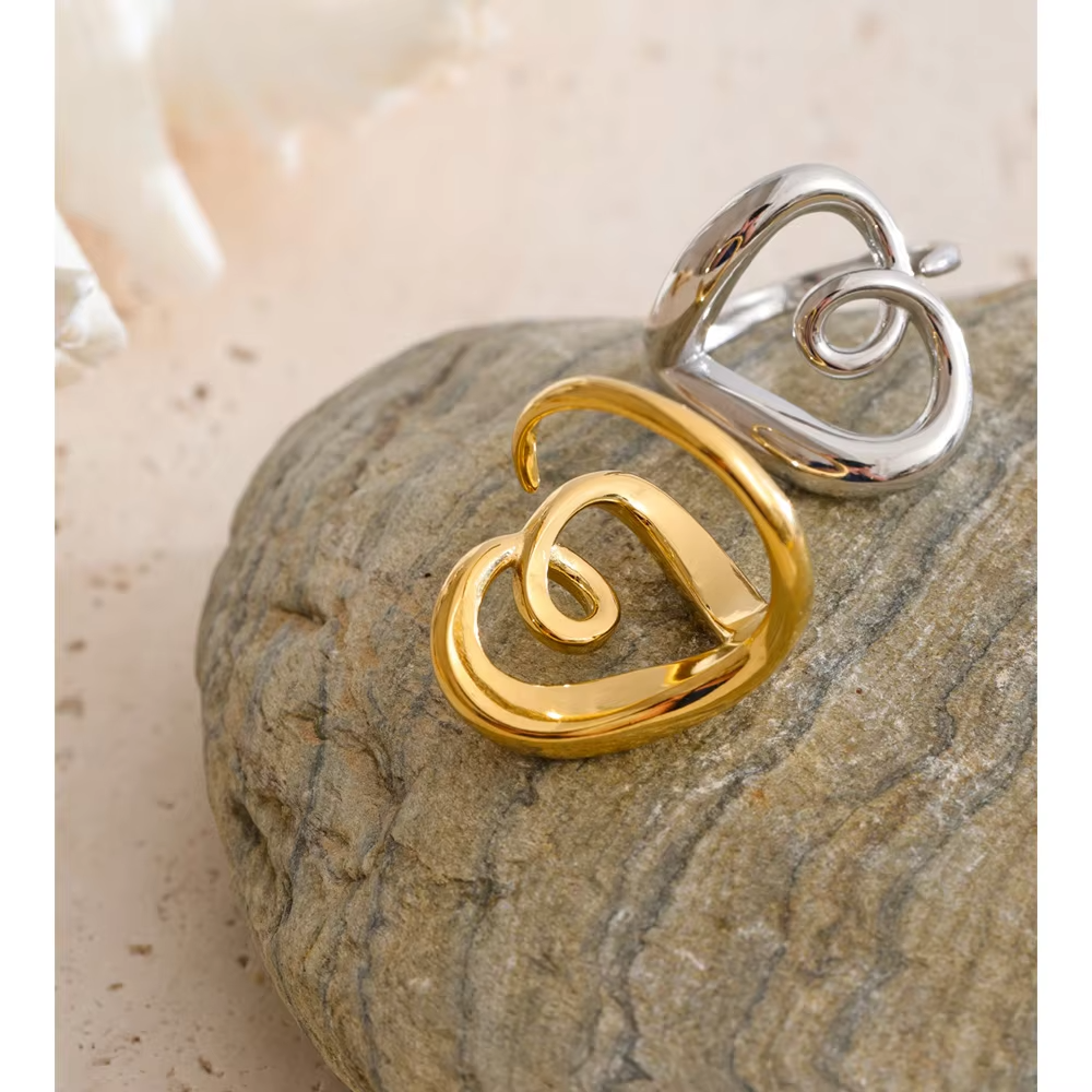 Minimalist 18K Gold-Plated Heart-Shaped Open Ring Unisex Adjustable Fashion Jewelry