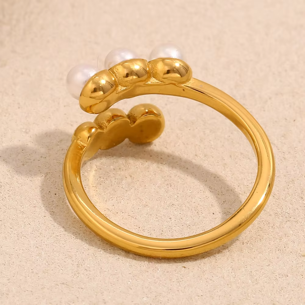Fashionable Open Pearl Ring for Women in 18K Gold Plated Stainless Steel