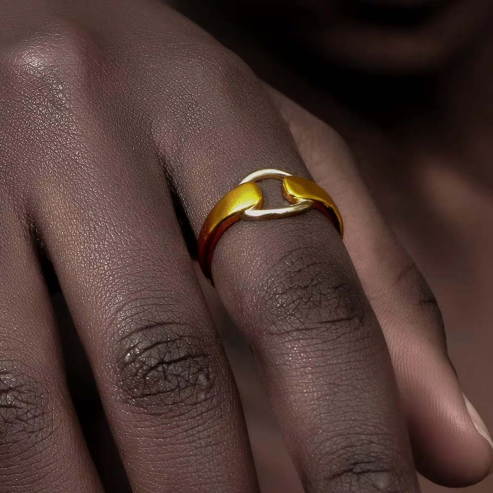 18K Gold Plated Minimalist Hollow Hoop Ring – Waterproof Stainless Steel Fashion Jewelry for Women