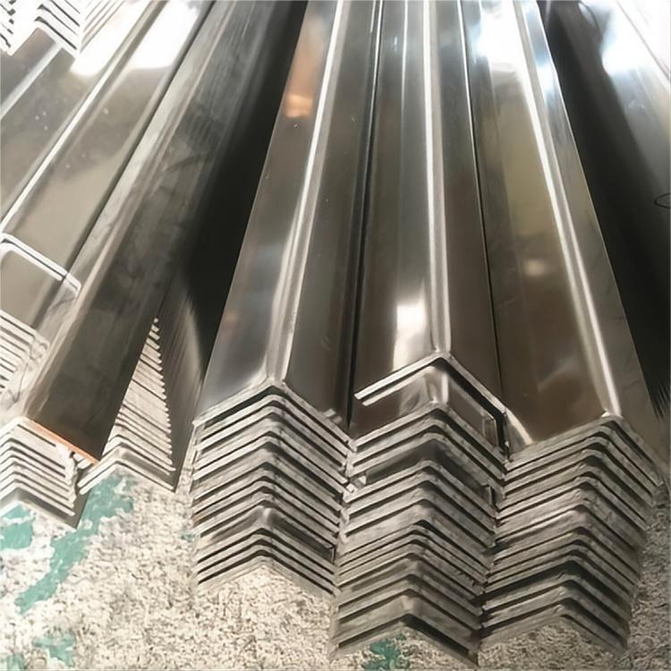Quality characteristics and chemical composition structure analysis of stainless steel