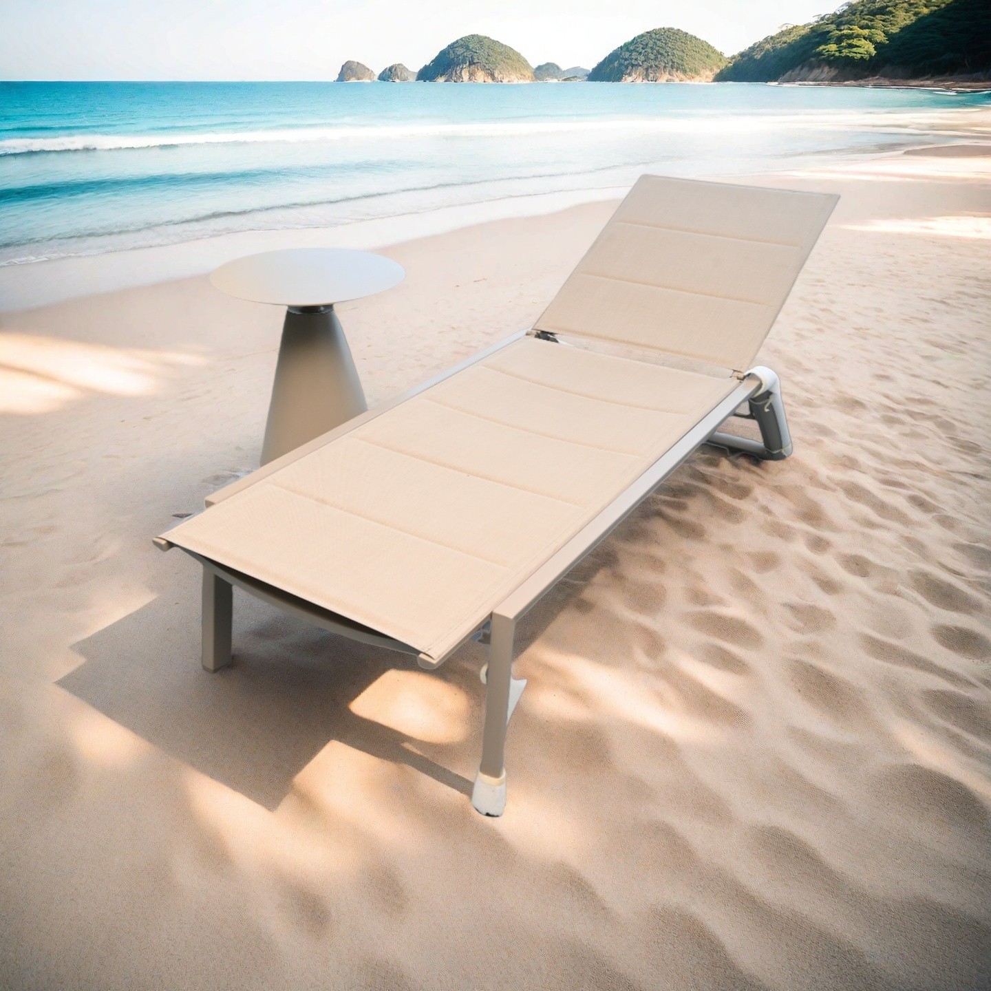 Outdoor Lounger and Side Table Set | Per