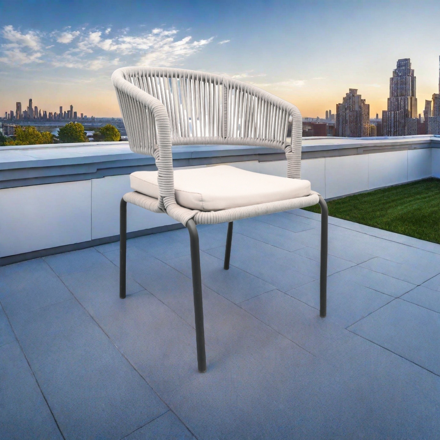 Outdoor Patio Chair with Rope Backrest and Cushion – Stylish Outdoor Seating