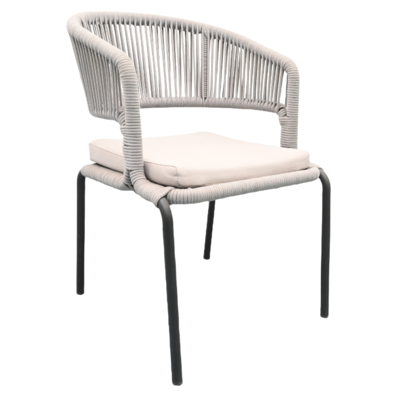 Outdoor Patio Chair with Rope Backrest and Cushion – Stylish Outdoor Seating