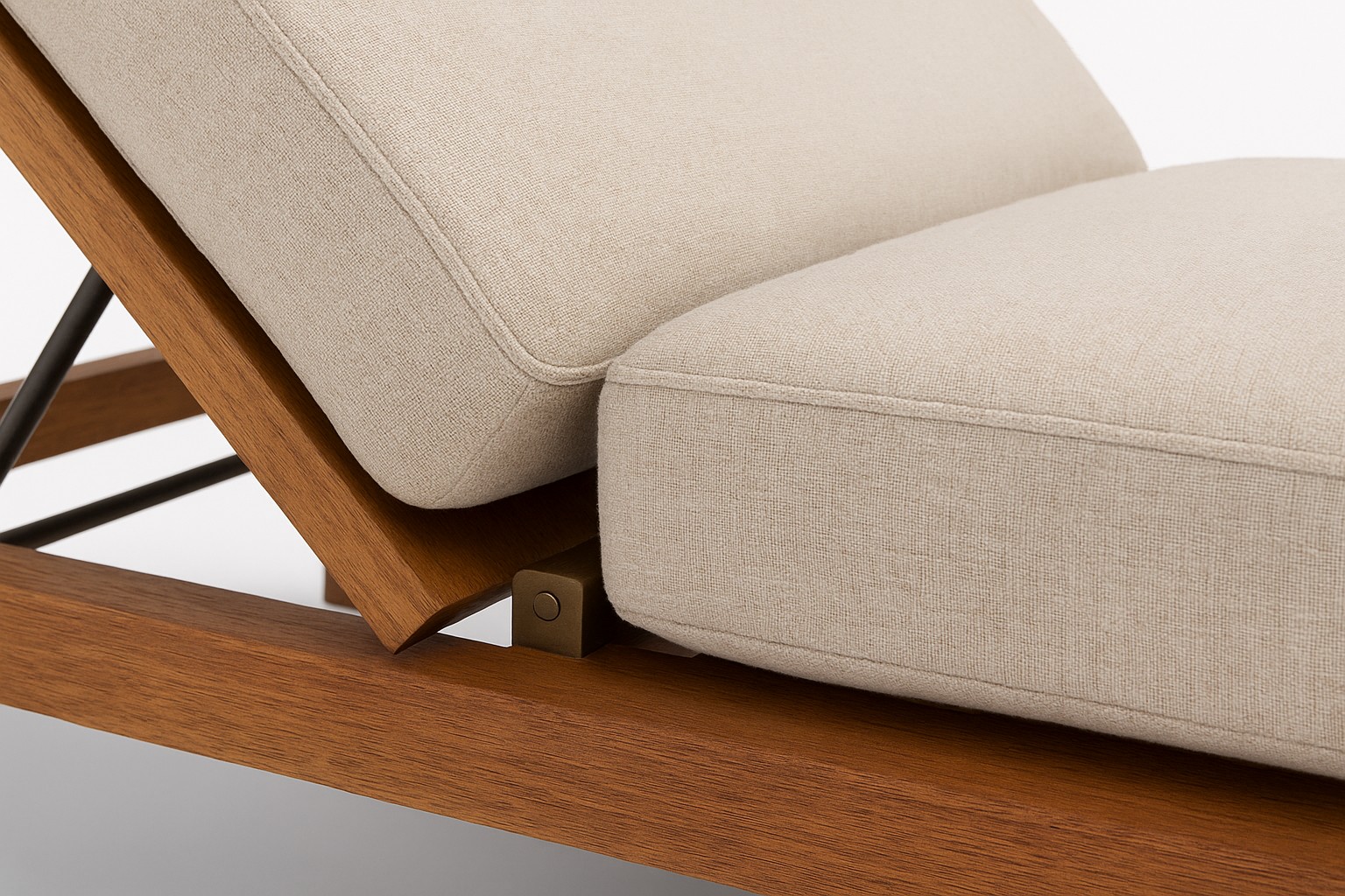 Modern Outdoor Wooden Chaise Lounge with Adjustable Backrest and Cushion
