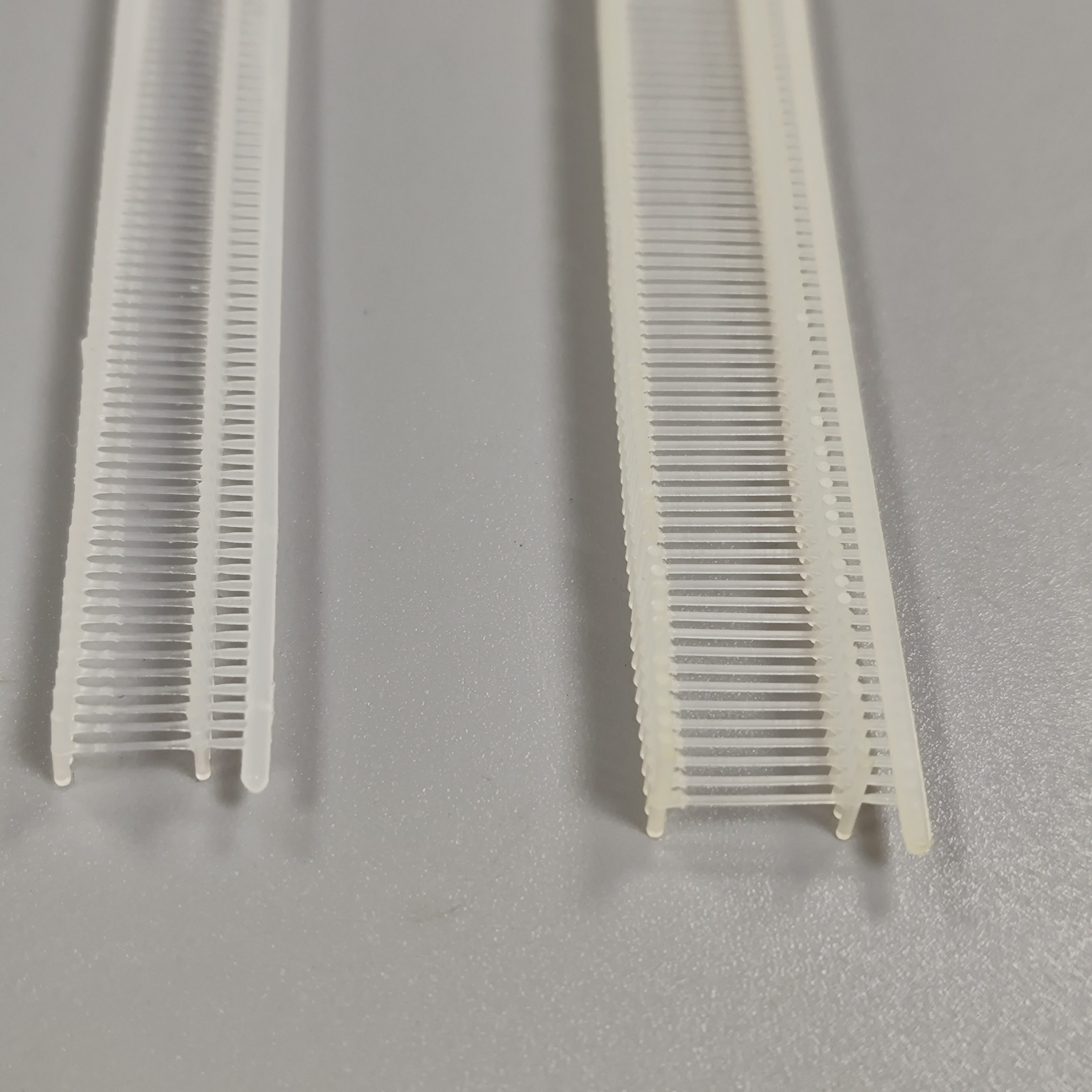 T-end i fine tag pin