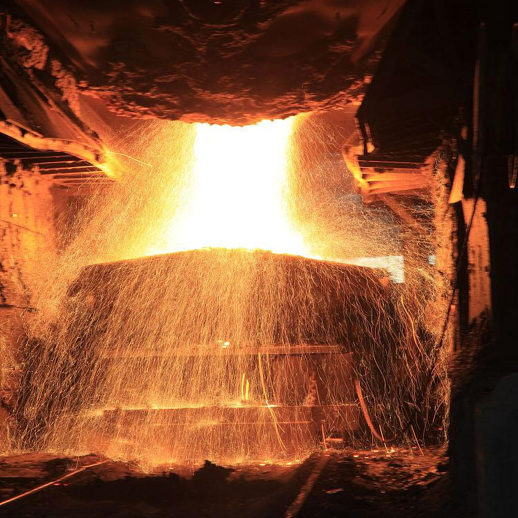 How to choose low carbon magnesia carbon brick