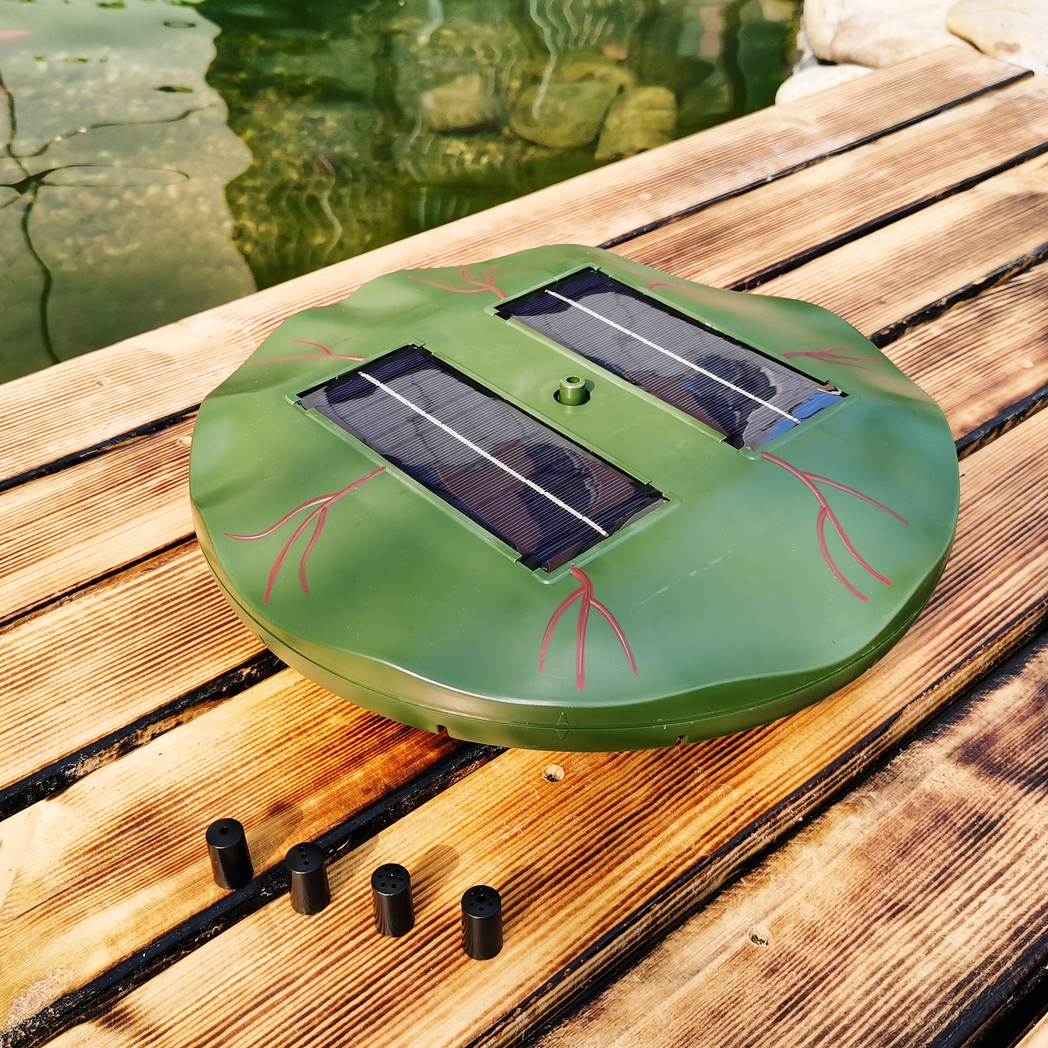 130LPH Flow 0.65M Head Solar Floating Pond Fountain_SP1.8-320605A