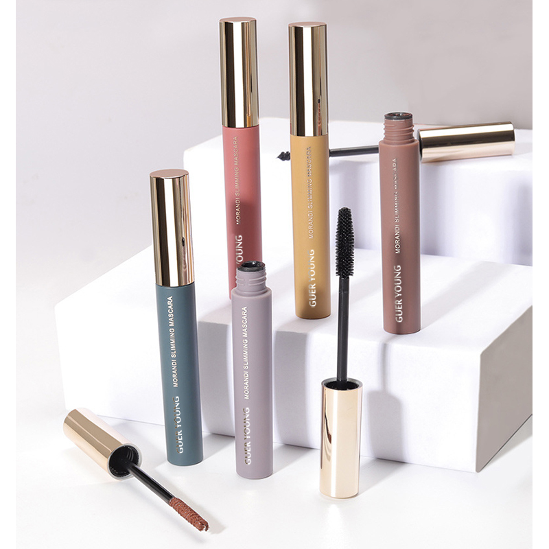 Morandi Slimming Mascara – Volumizing & Defining Lashes