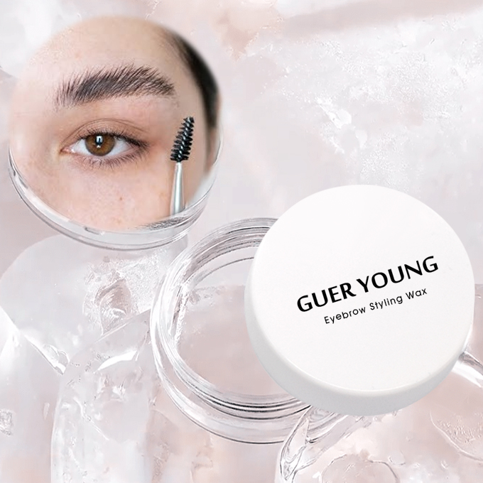 Clear Brow Gel – Long-Lasting Hold & Natural Shape