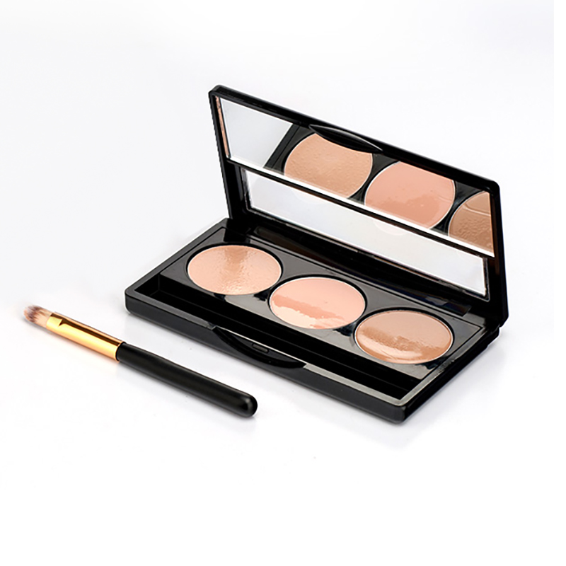 Moisturizing And Silky Cream Texture, Lightly Covers Spots, Acne Marks, Fine Lines, Dark Circles And Other Blemishes, And The Complexion Is Radiant And Natural.