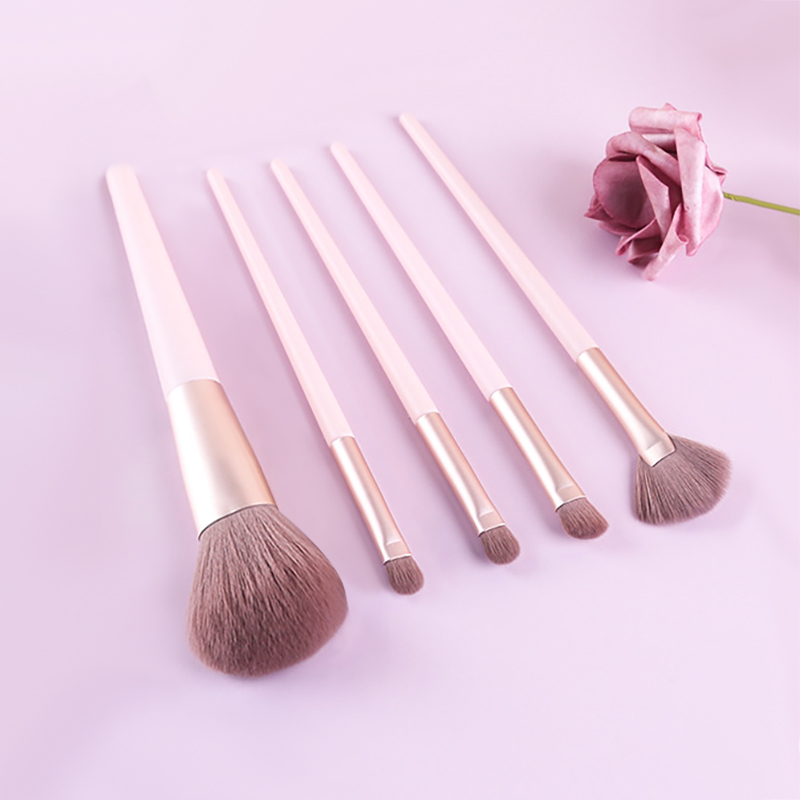 5PCS Professional Makeup Brush Set – Soft Synthetic Bristles with Rose Gold Handles